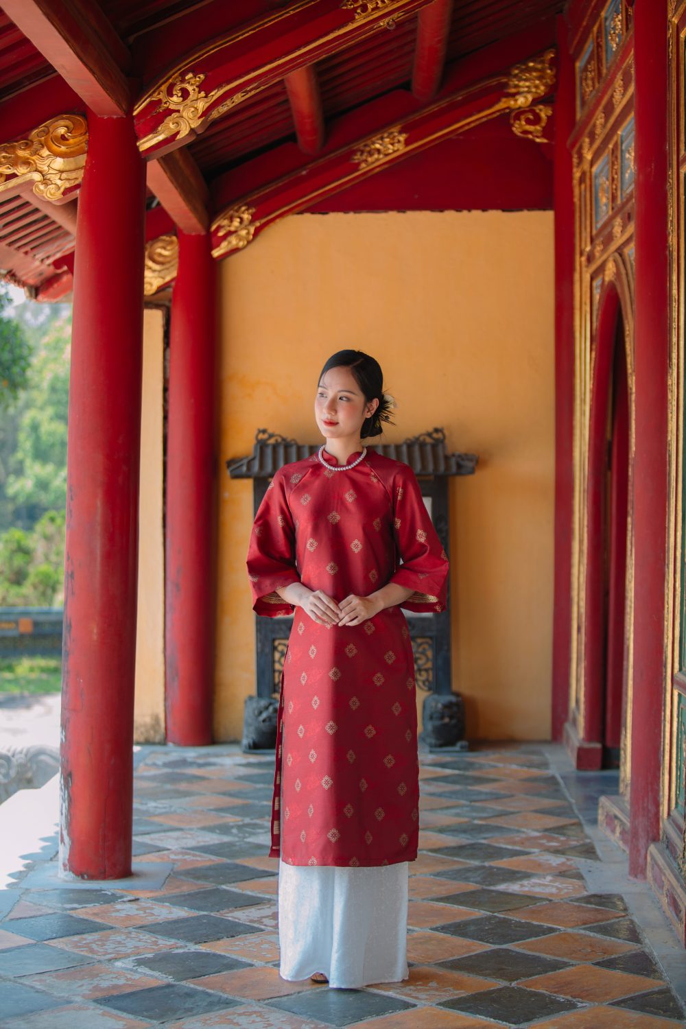 Quần lụa ngọc trai