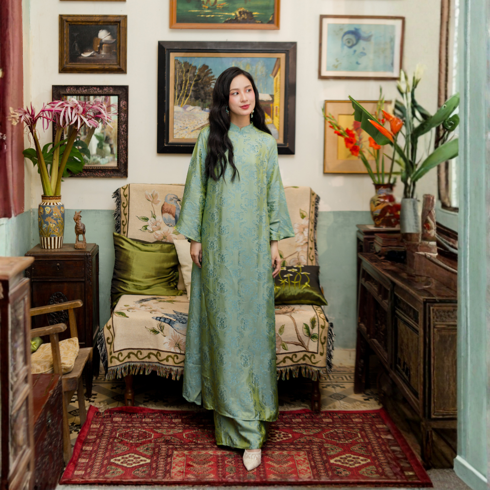 Áo dài tơ tằm hoạ tiết thọ dơi màu xanh ngọc - dáng cách tân dài