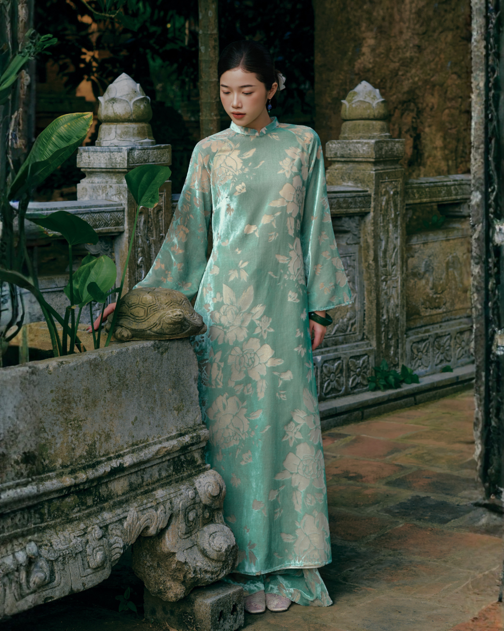 Áo dài Lam Yên