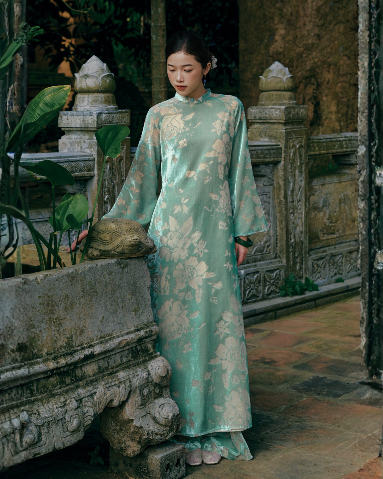 Áo dài Lam Yên