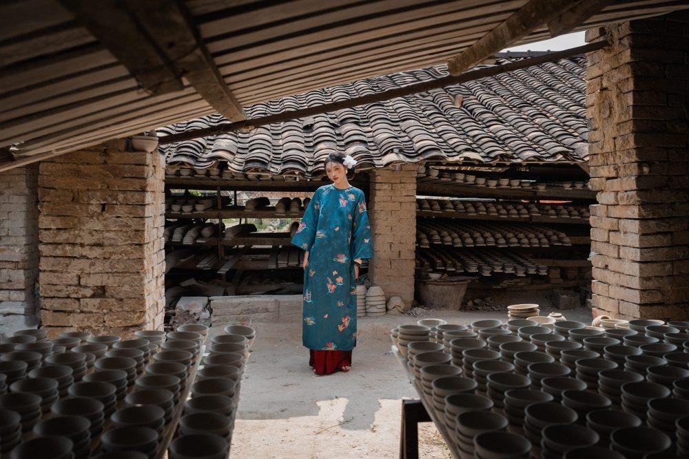 Áo dài Lan Đình _ dáng cổ tròn cách tân dài