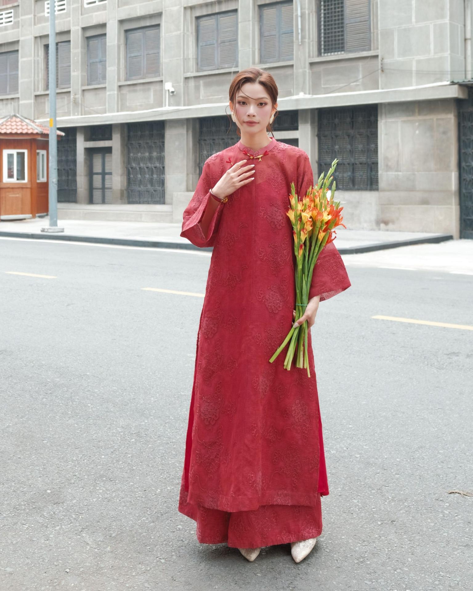 Áo dài Vân Cát